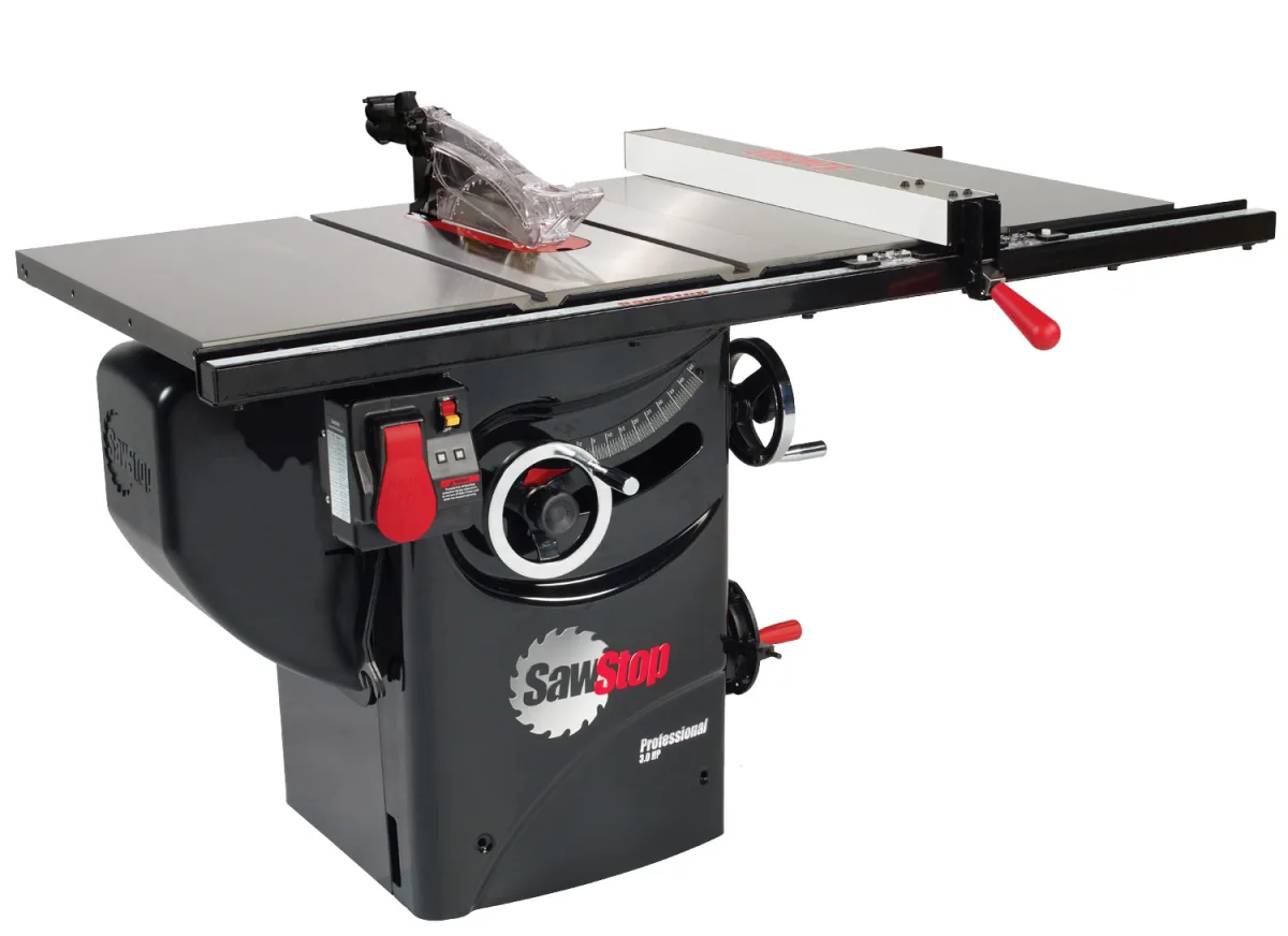 SawStop Professional Cabinet Saw, 3 HP, 230V, 30″ Fence
