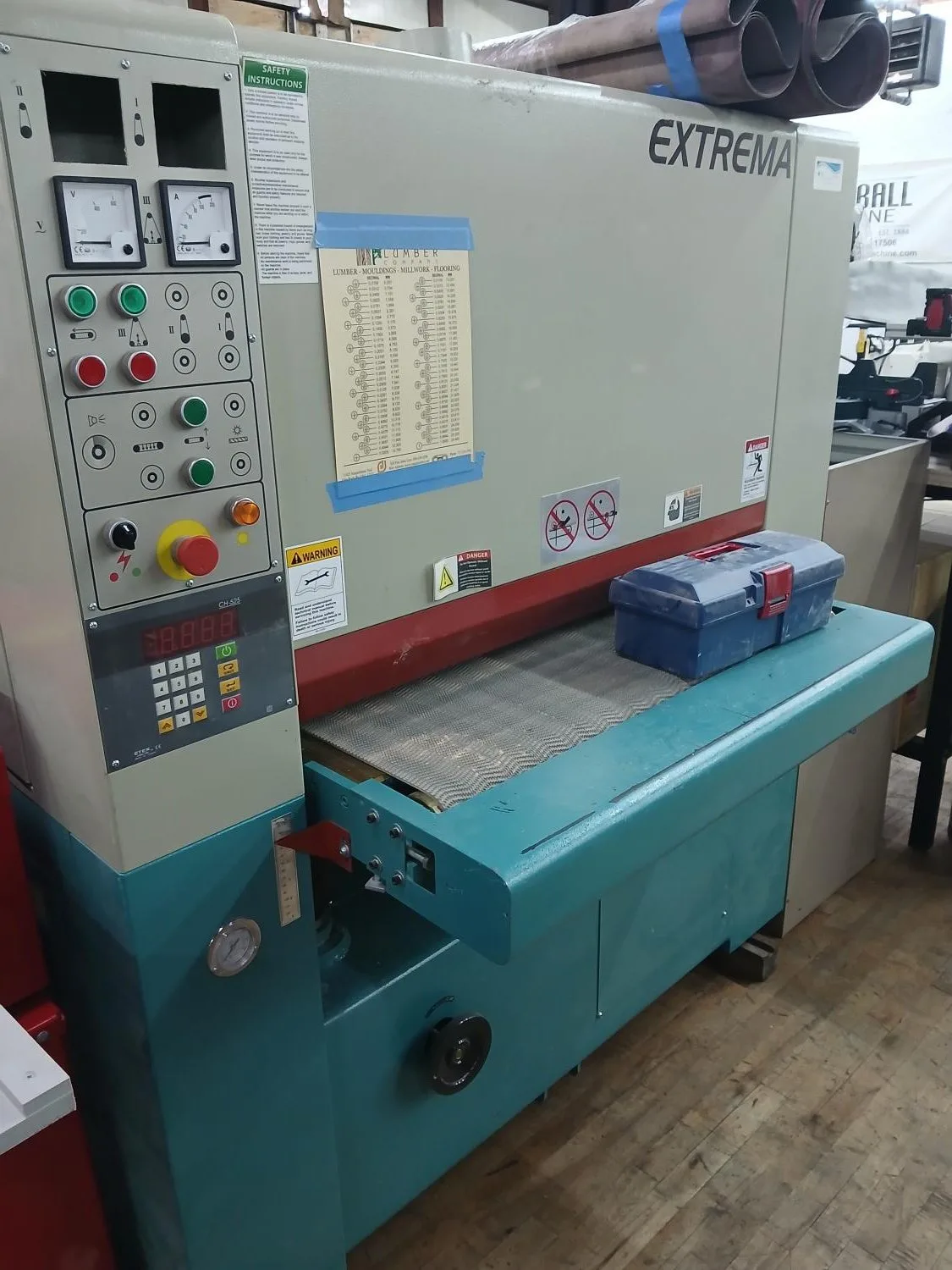 Extrema 37 Inch Wide Belt Sander